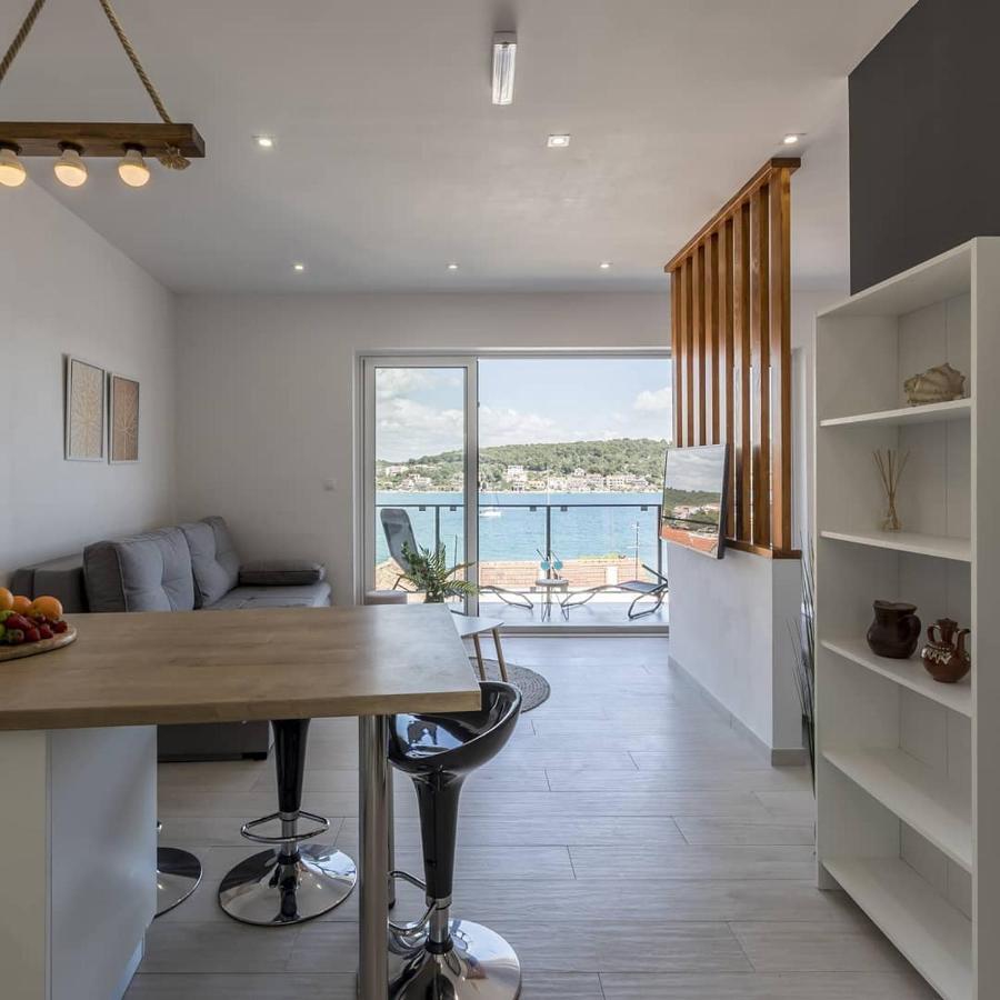 Luxury Apartments Skalinada Near Beaches, Tisno - Dalmatia Экстерьер фото