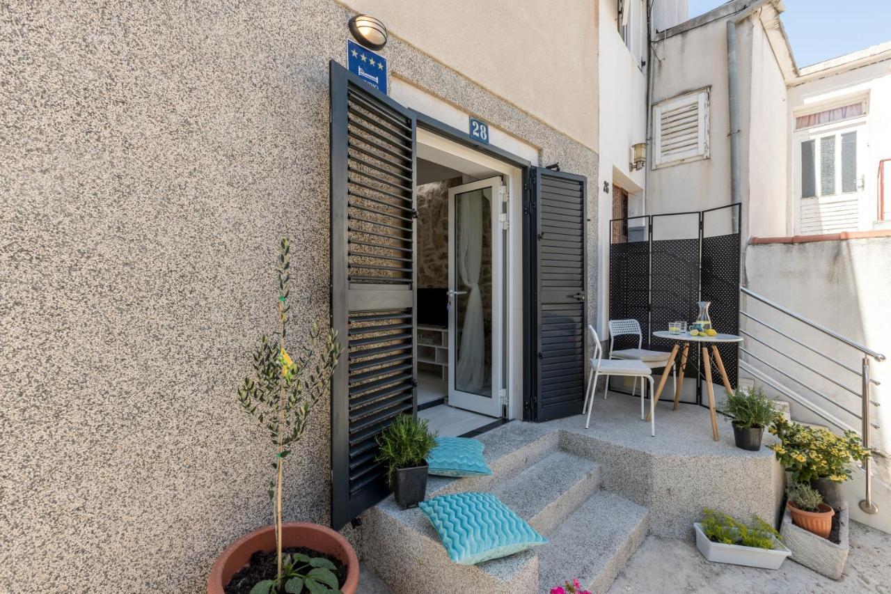 Luxury Apartments Skalinada Near Beaches, Tisno - Dalmatia Экстерьер фото