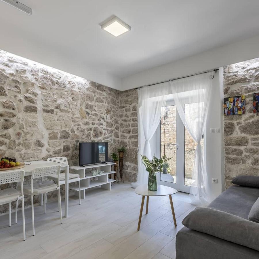 Luxury Apartments Skalinada Near Beaches, Tisno - Dalmatia Экстерьер фото