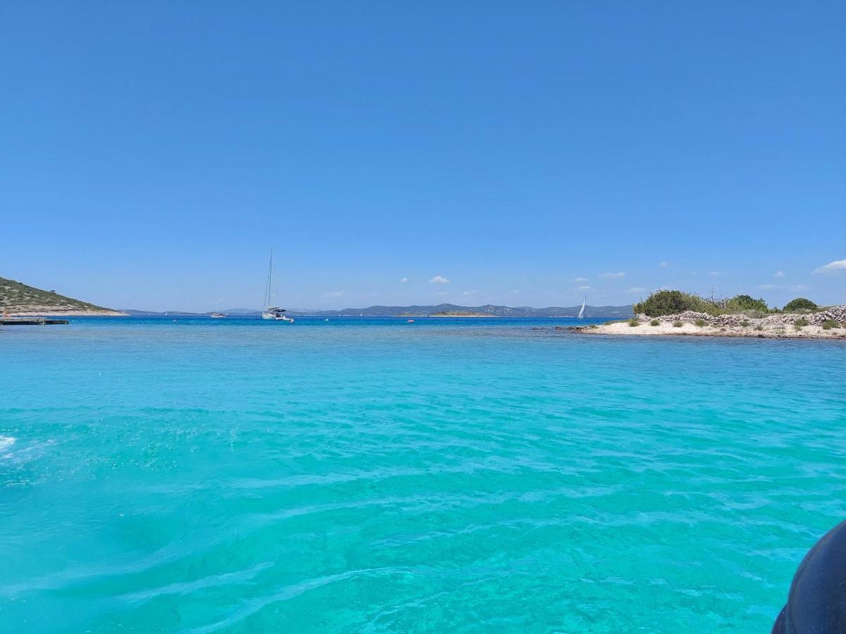 Luxury Apartments Skalinada Near Beaches, Tisno - Dalmatia Экстерьер фото